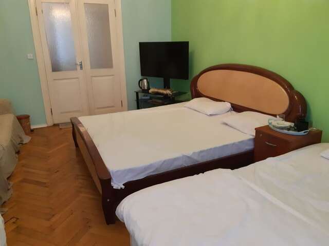 Хостелы NIZAMI VIEW HOSTEL AND GUEST HOUSE Баку-6