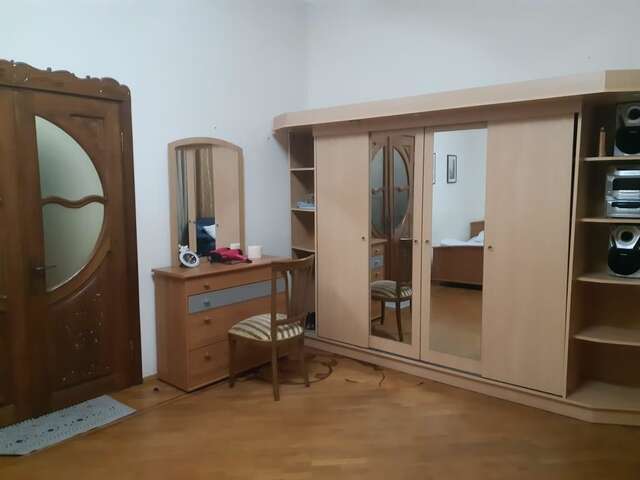 Хостелы NIZAMI VIEW HOSTEL AND GUEST HOUSE Баку-8